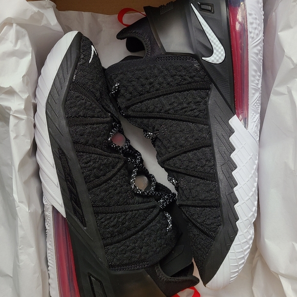lebron 18 black white university red